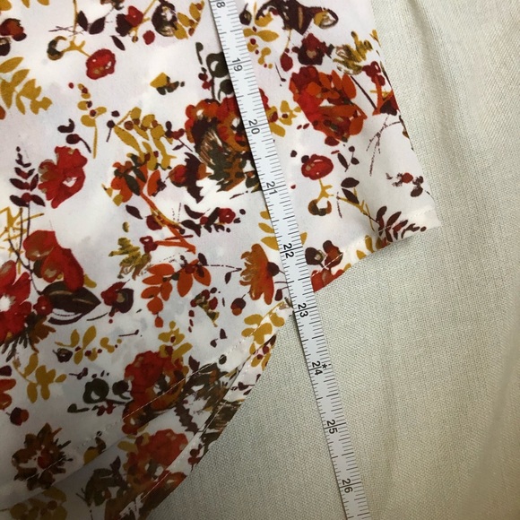 Adrianna Papell Floral Popover Blouse - Picture 9 of 12